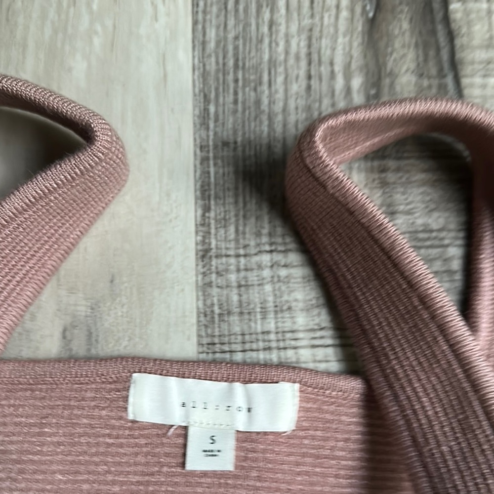 all : row Ribbed Knit Women's Top - Picture 2 of 3